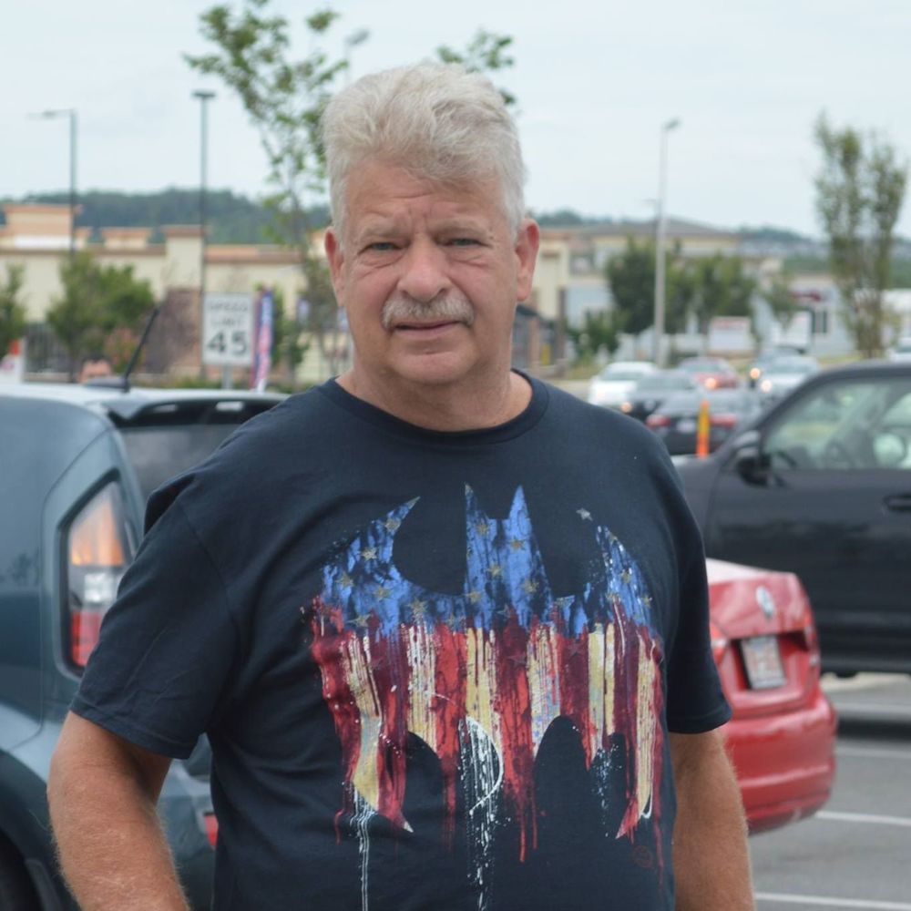 Meet your Posher, Sam